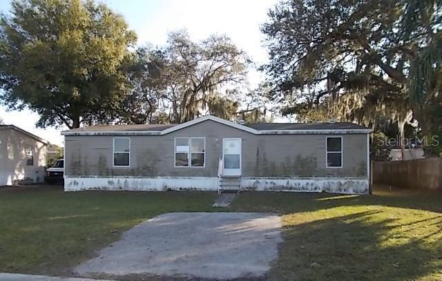 612 Castillo Rd., Ruskin, FL 33570