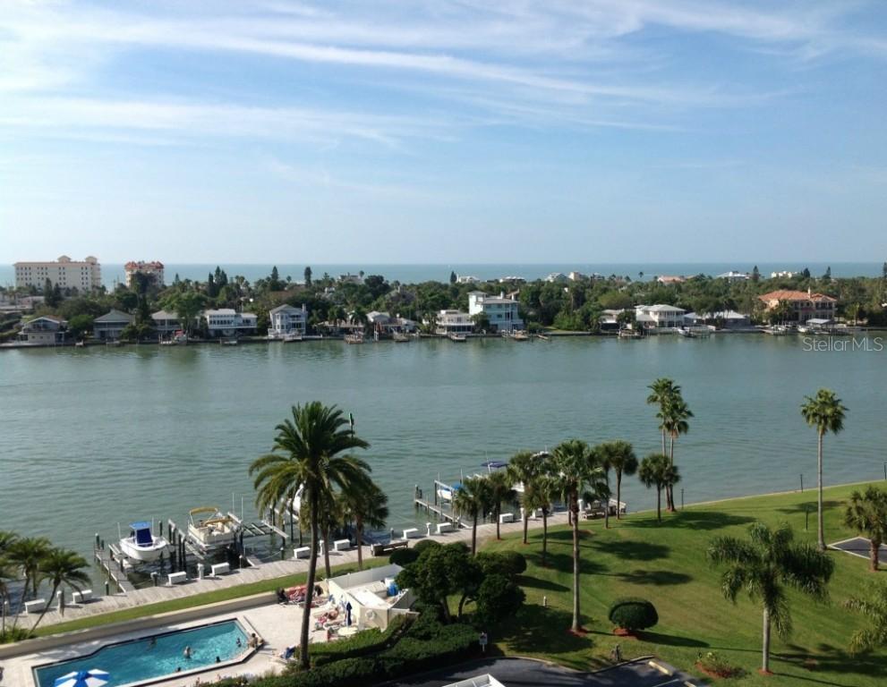 690 Island Way #906, Clearwater Beach, FL 33767