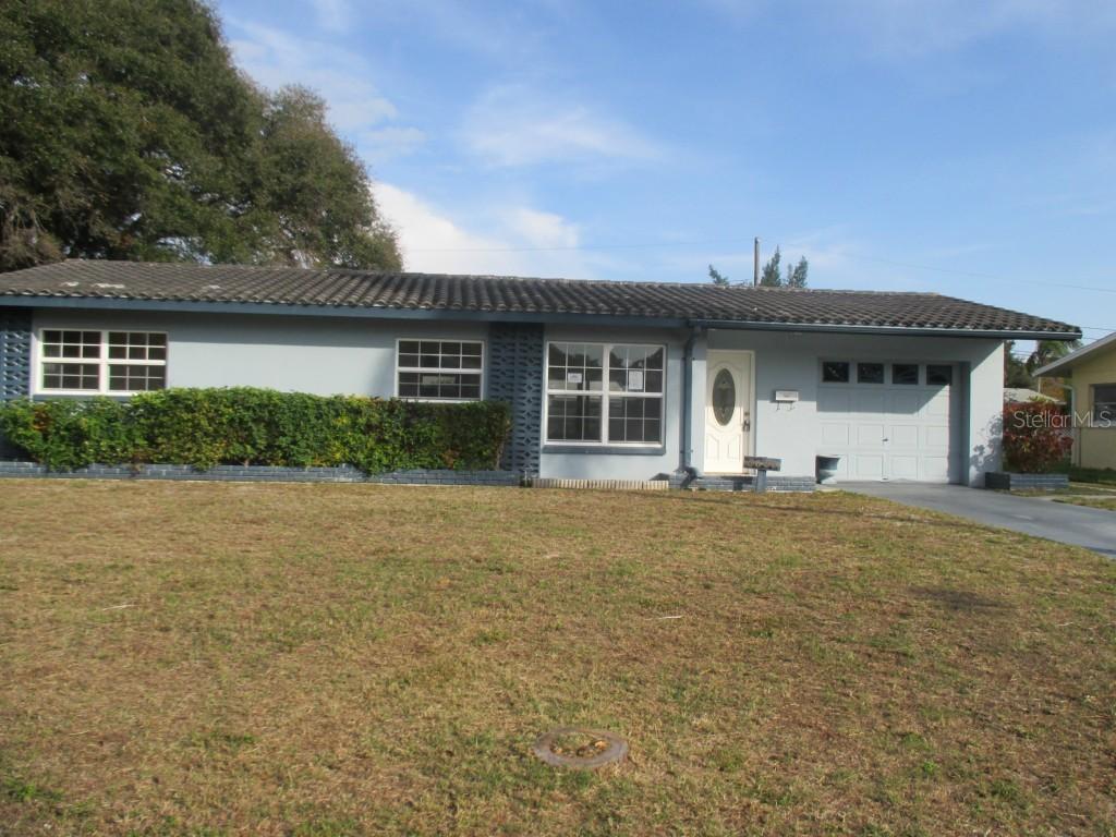 5690 6th St., St Petersburg, FL 33705