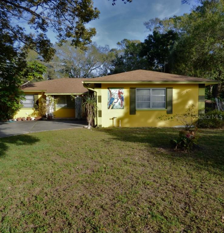 2230 52nd St., Gulfport, FL 33707