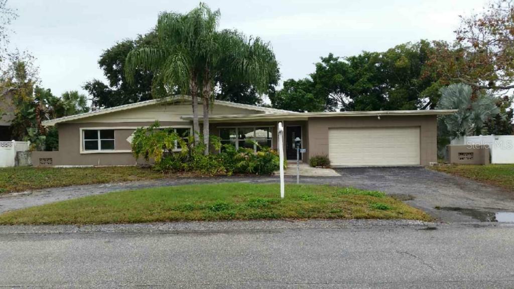 204 Crestwood Ln., Largo, FL 33770