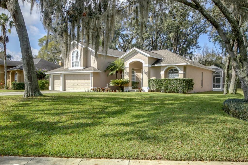17222 Tiffany Shore Dr., Lutz, FL 33549