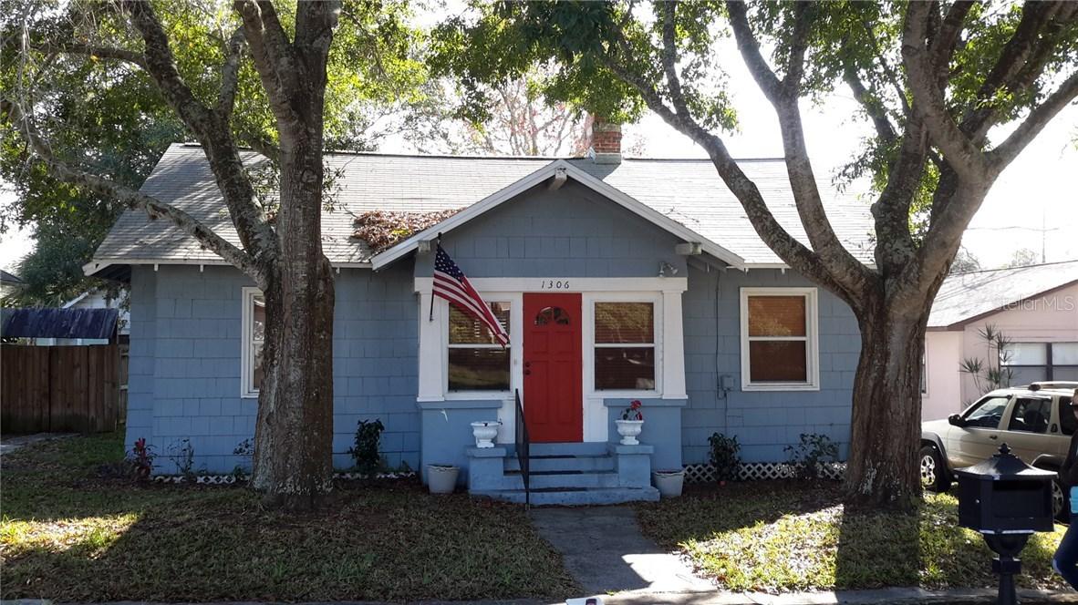 1306 E Boyer St., Tarpon Springs, FL 34689