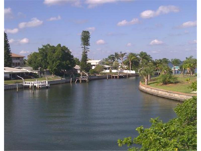 4728 Beach Dr. #C, St Petersburg, FL 33705