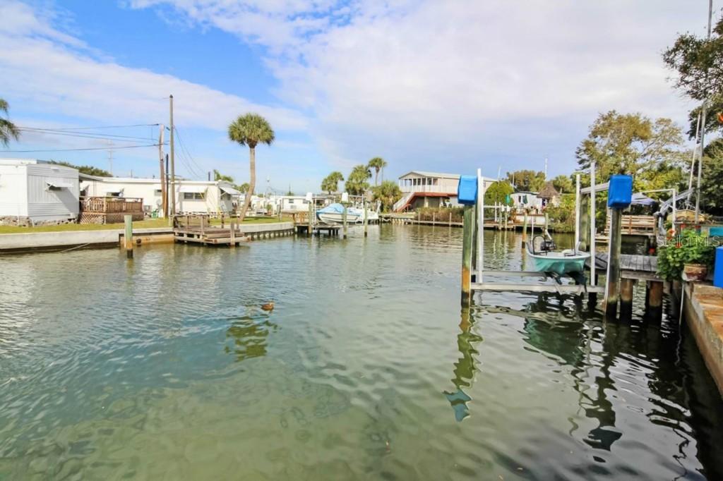 8505 42nd Ave., St Petersburg, FL 33709