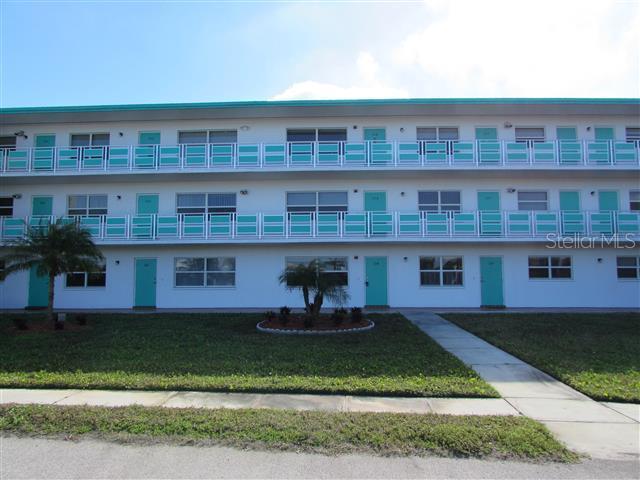 1950 59th Ave. #104, St Petersburg, FL 33714