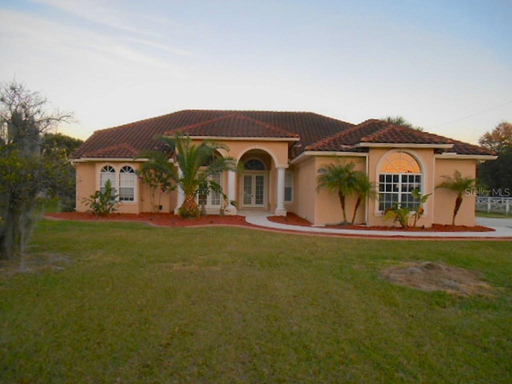 18731 Crooked Ln., Lutz, FL 33548