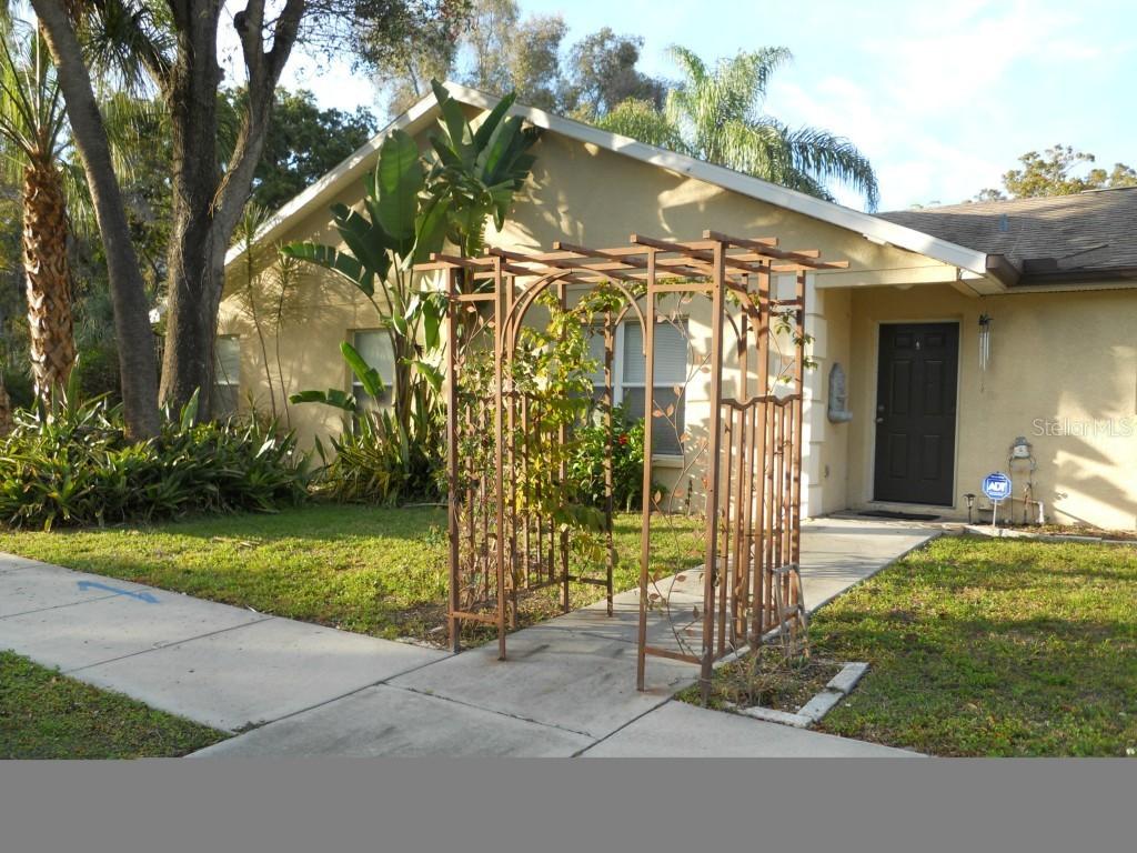 914 Nicholson St., Clearwater, FL 33755