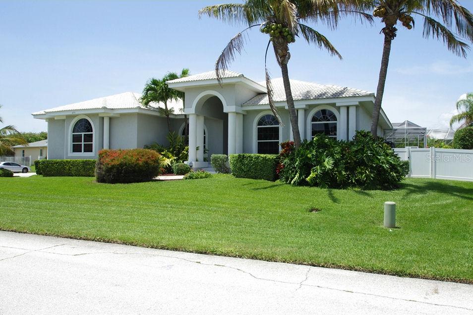 675 Ponce De Leon Dr., Tierra Verde, FL 33715