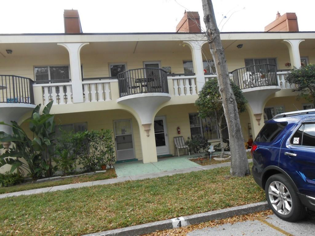 2298 Netherlands Dr. #6, Clearwater, FL 33763