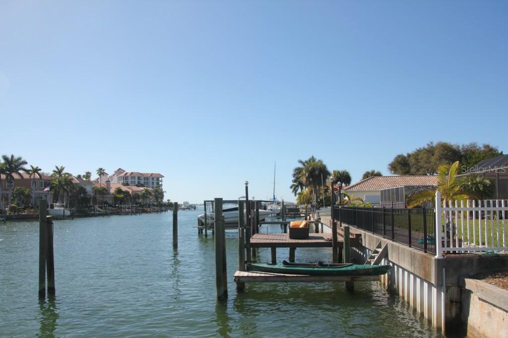 4288 48th Ave., St Petersburg, FL 33711