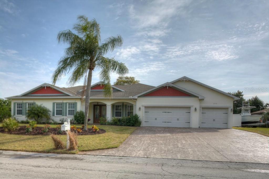 103 Crestwood Ln., Largo, FL 33770