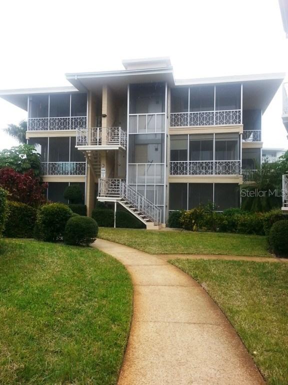 1036 N Shore Dr. #4, St Petersburg, FL 33701