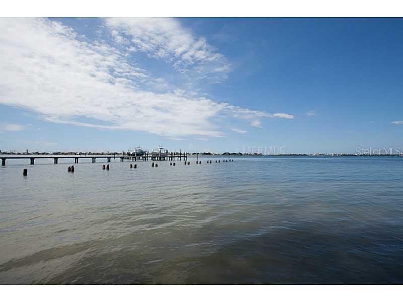 1820 Park St., St Petersburg, FL 33710
