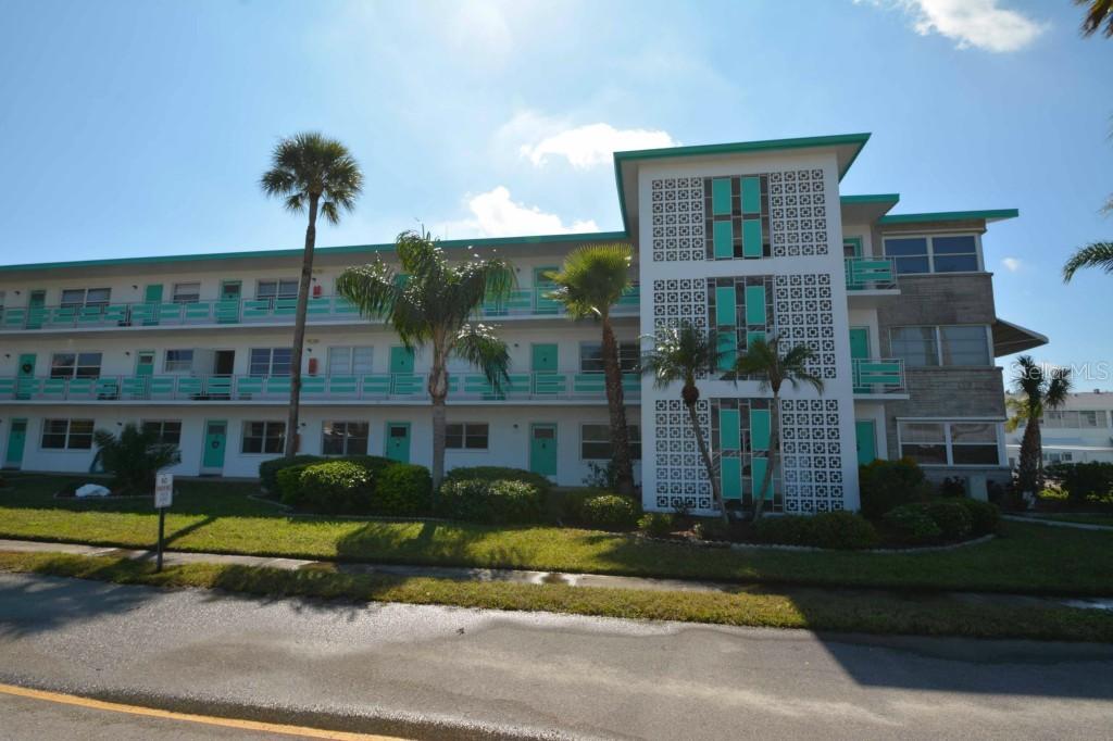 1900 59th Ave. #216, St Petersburg, FL 33714