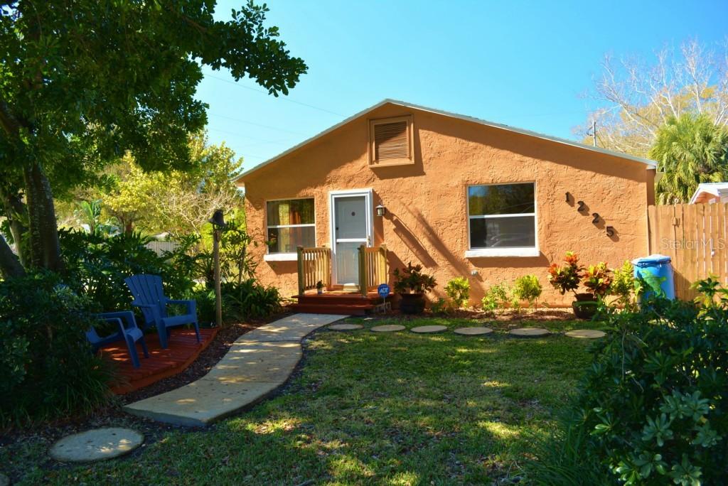 1225 59th St., Gulfport, FL 33707