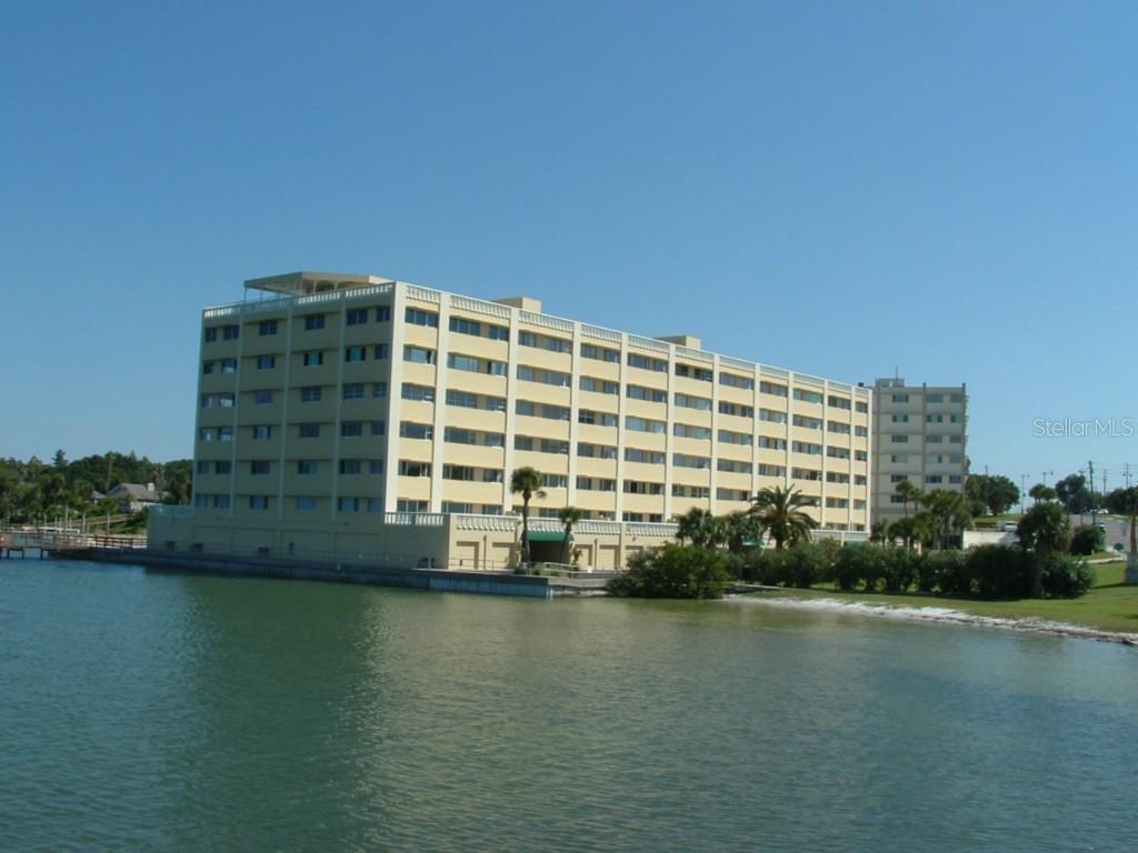 100 Bluff View Dr. #606C, Belleair Bluffs, FL 33770