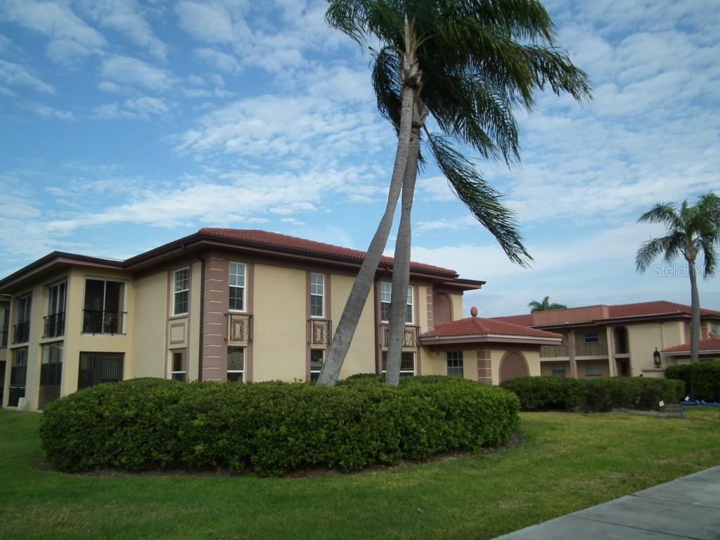 10280 Imperial Point Dr. #4, Largo, FL 33774
