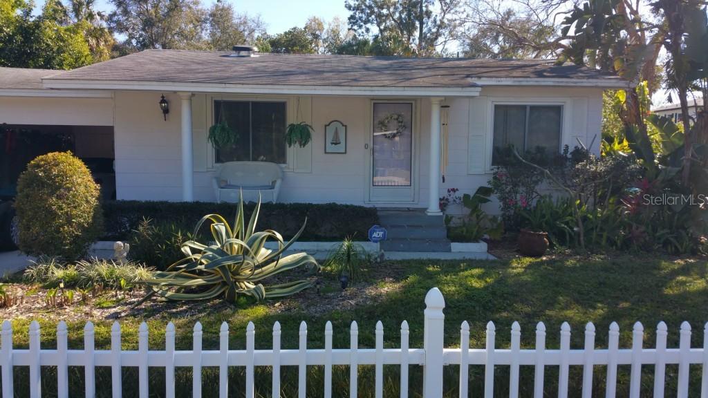 1314 Nebraska Ave., Palm Harbor, FL 34683