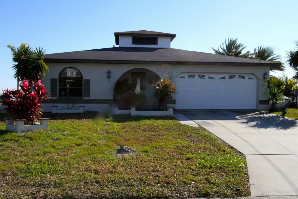 3494 Coquina Key Dr., St Petersburg, FL 33705