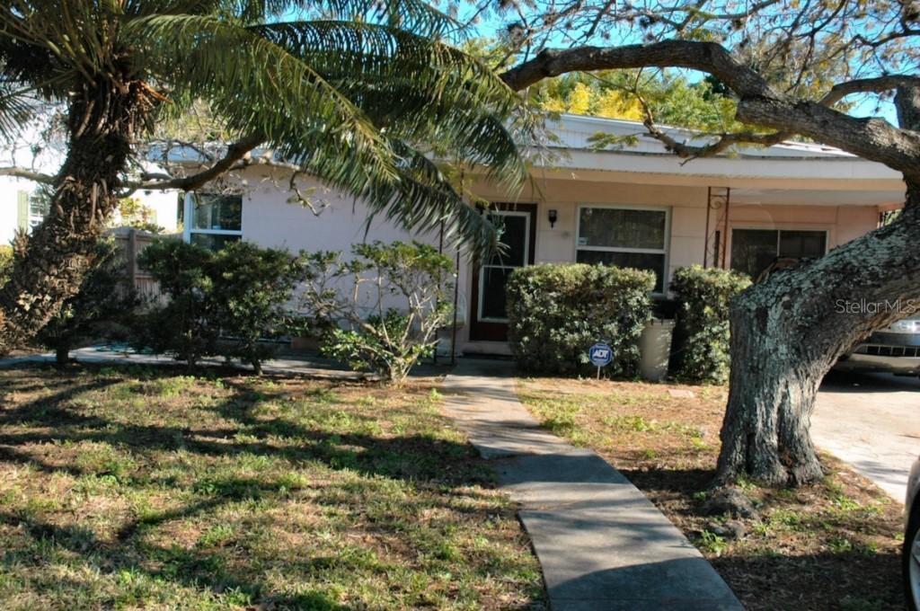 334 72nd Ave., St Pete Beach, FL 33706