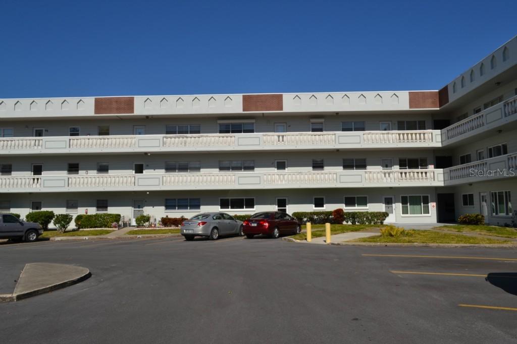 2284 Spanish Dr. #18, Clearwater, FL 33763