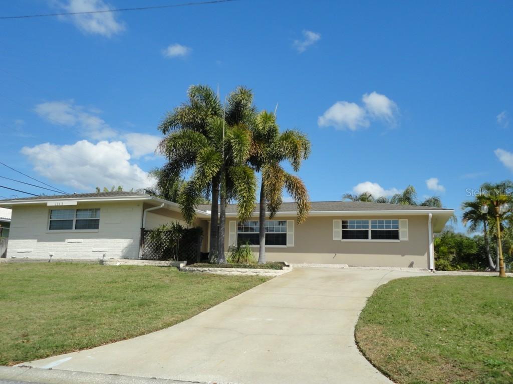 1243 Harbor Hills Dr., Largo, FL 33770