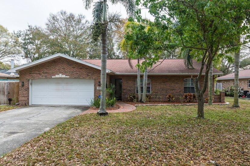 111 Kendale Dr., Safety Harbor, FL 34695