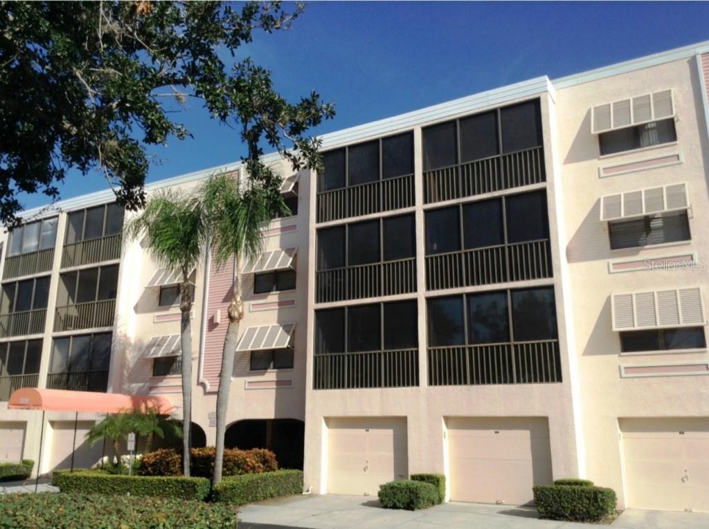 5849 Park St. #203, St Petersburg, FL 33709