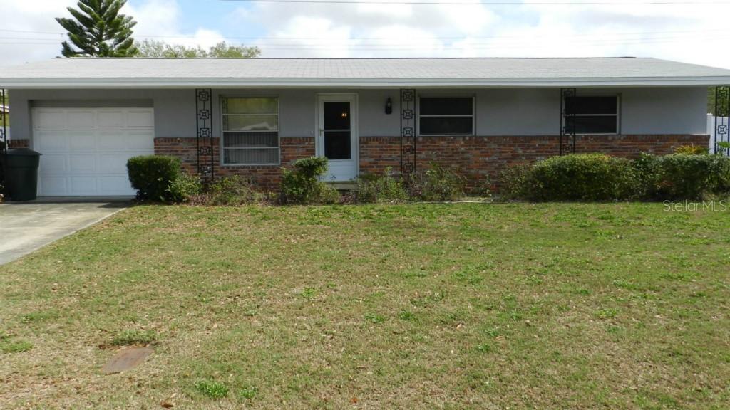 1494 Canterbury Dr., Clearwater, FL 33756