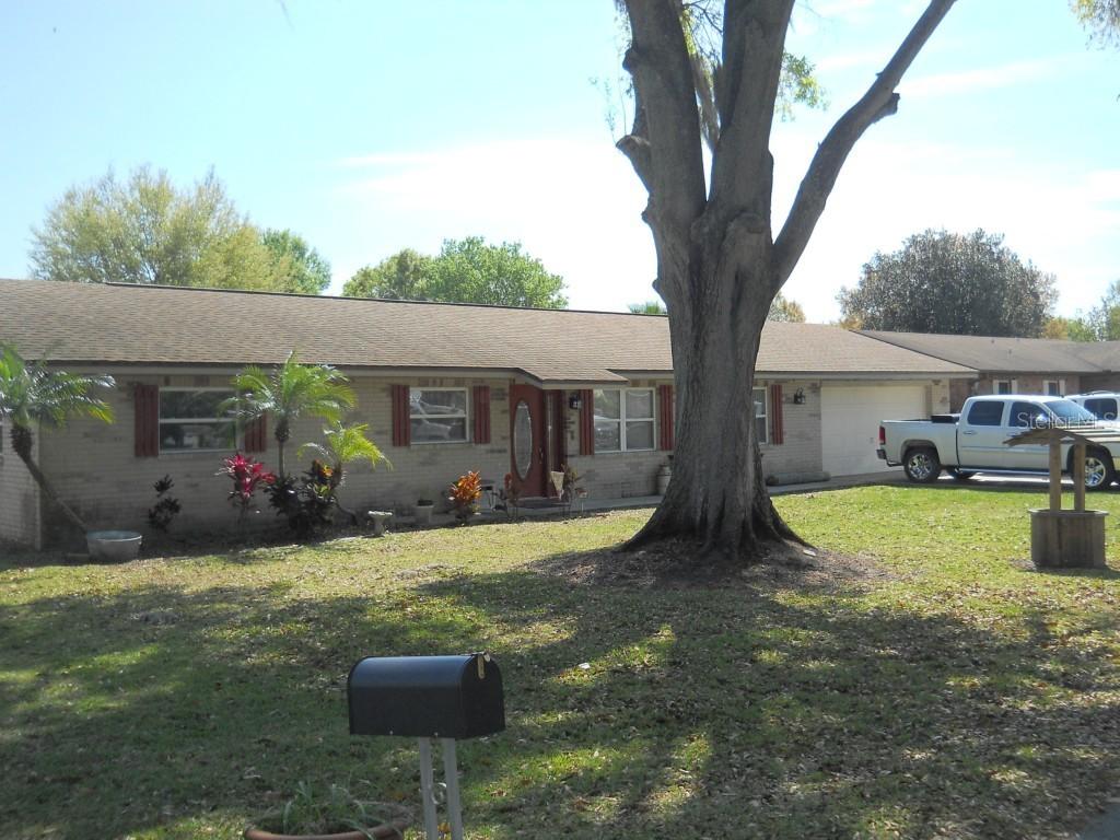 5725 Sands Point Dr., Lakeland, FL 33809