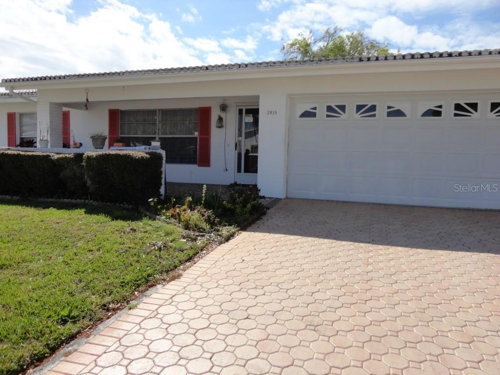 3910 Mainlands Blvd. #5, Pinellas Park, FL 33782