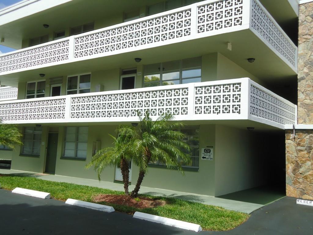 4710 Bay St. #208, St Petersburg, FL 33703