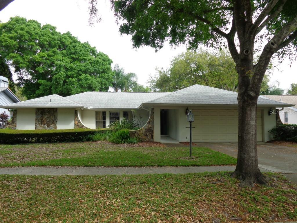 9415 106th Ave., Largo, FL 33777