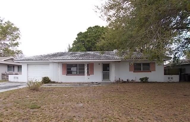 10899 90th Ave., Seminole, FL 33772