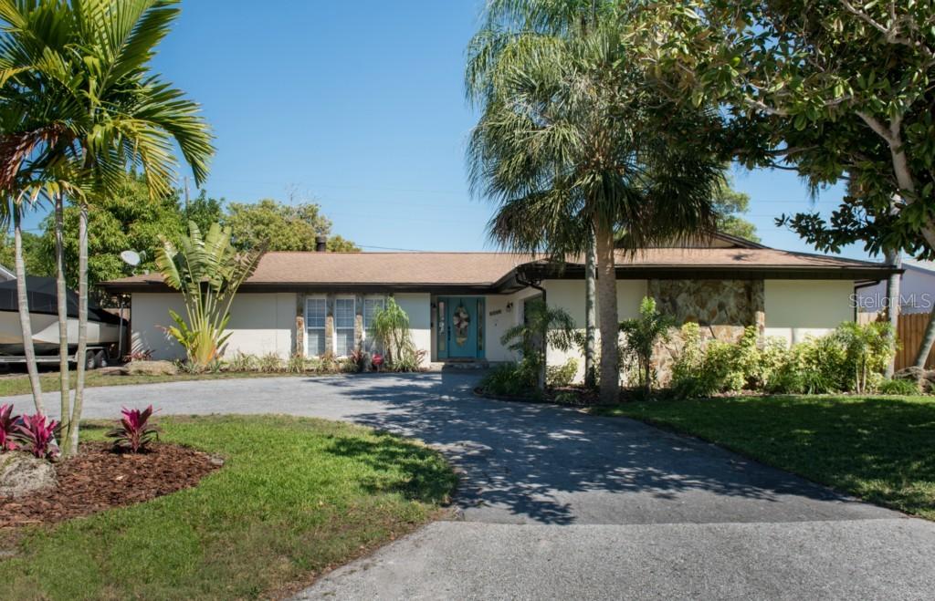 6896 14th St., St Petersburg, FL 33705