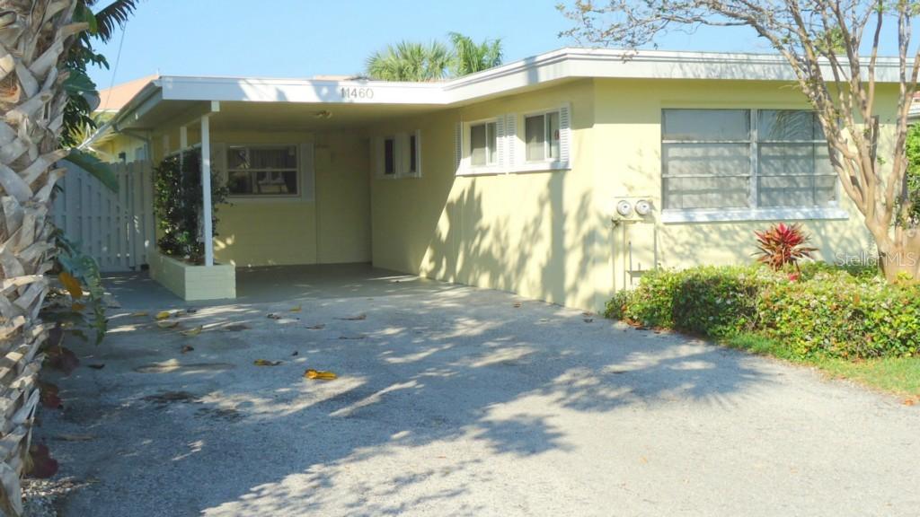 11460 1st St, Treasure Island, FL 33706