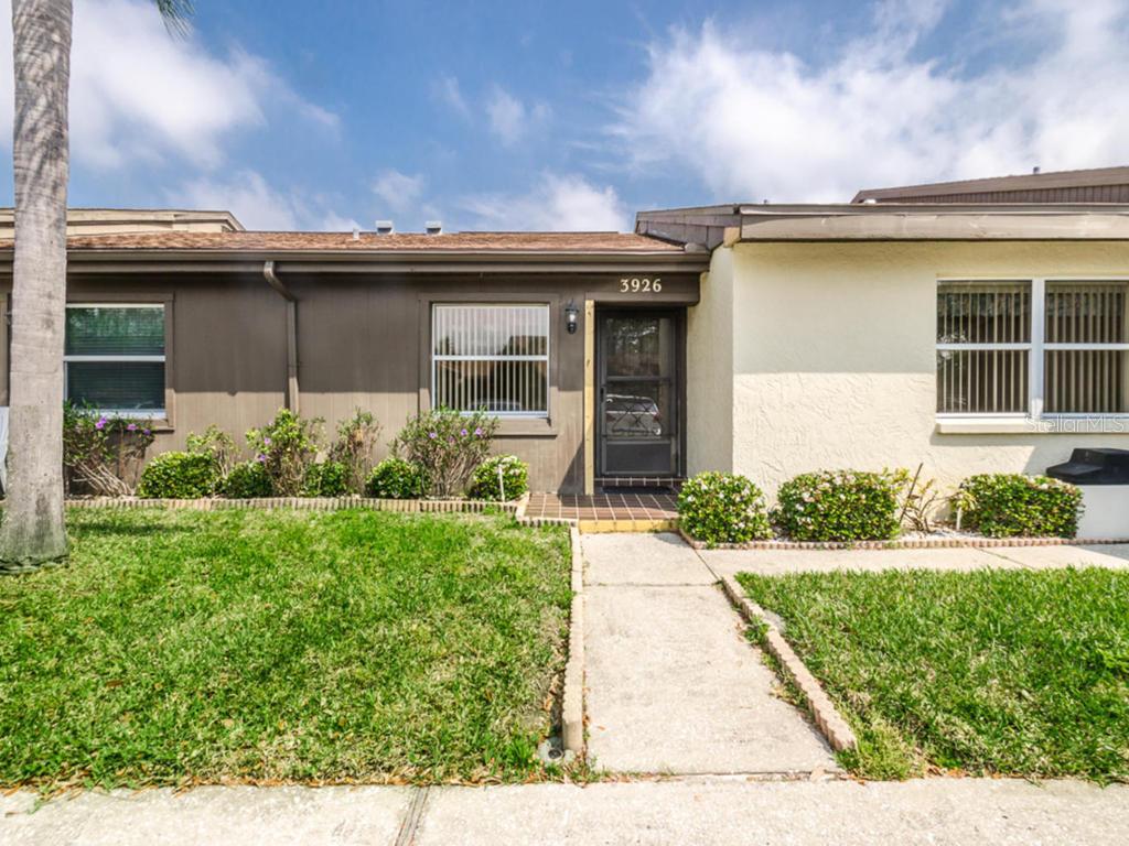 3926 Sailmaker Ln. #2, Holiday, FL 34691