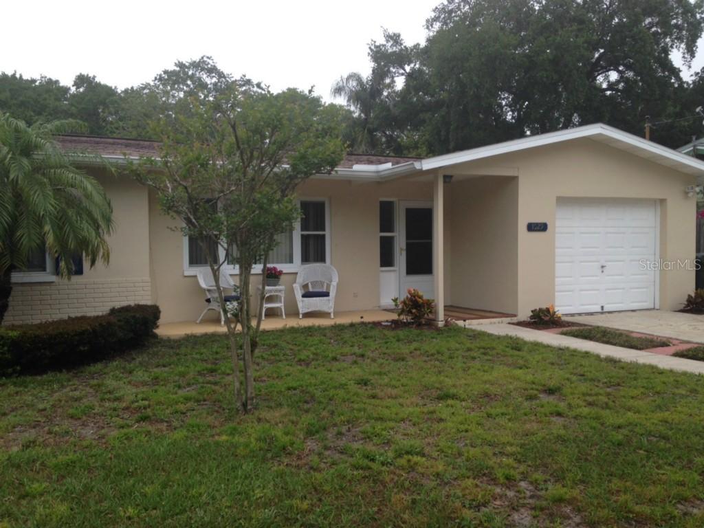 1029 Woodbrook Dr., Largo, FL 33770