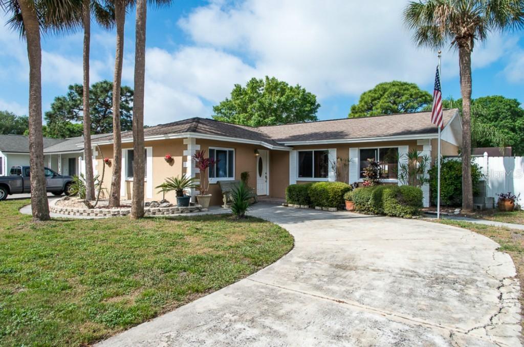 9298 91st St., Seminole, FL 33777