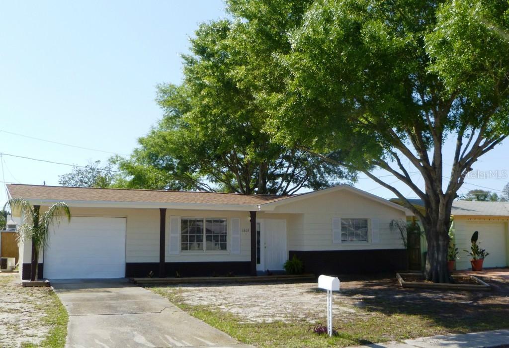 3303 Bayport Dr., Holiday, FL 34691