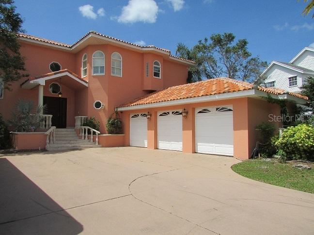 11848 94th St., Largo, FL 33773