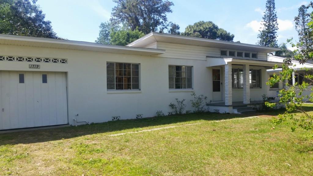 1719 Gray St., Gulfport, FL 33707