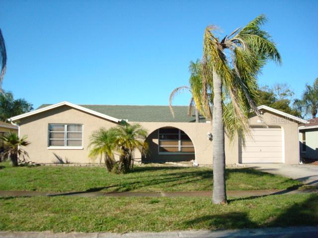 5711 Mariposa Dr., Holiday, FL 34690
