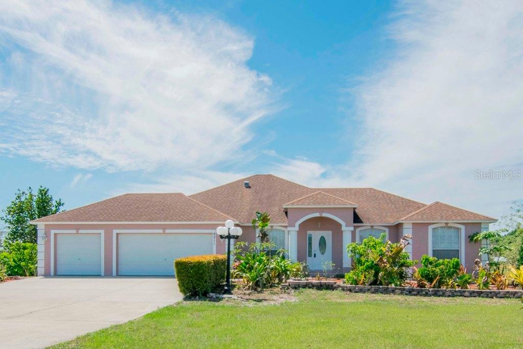 9211 36th Ave., Palmetto, FL 34221