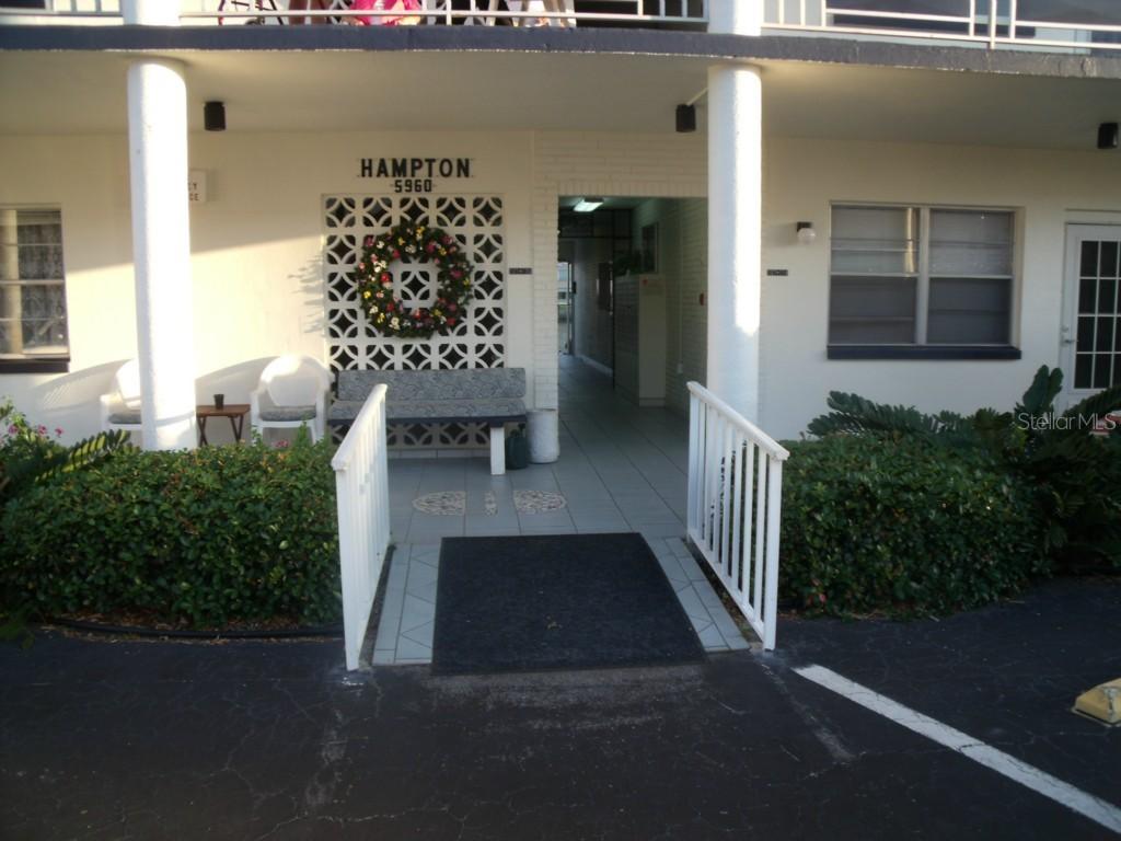 5960 30th Ave. #102, Gulfport, FL 33707