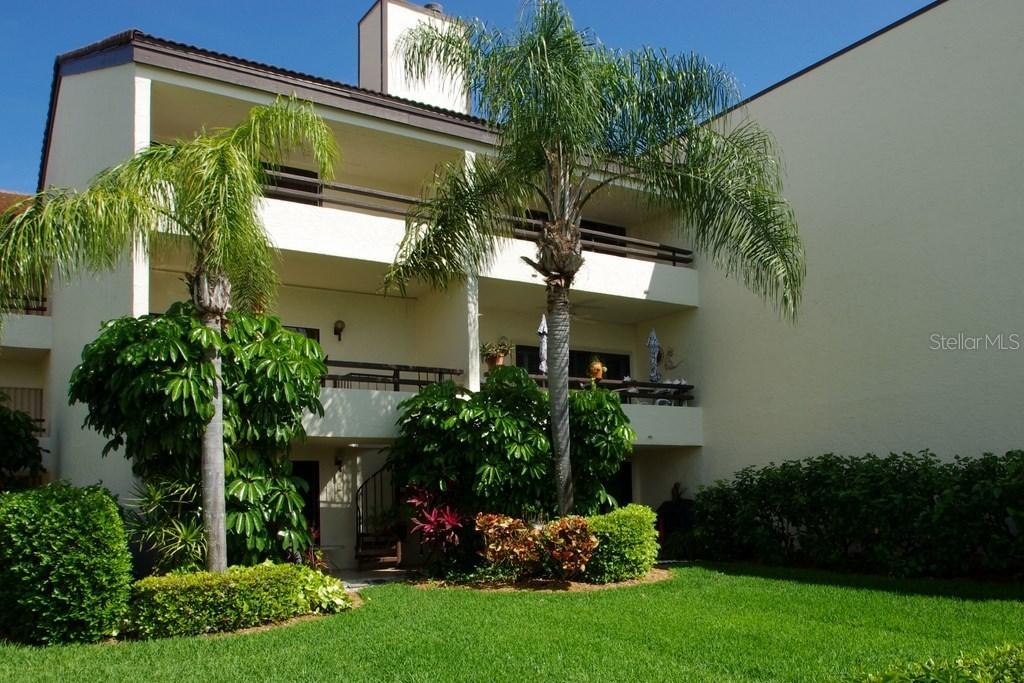 120 1st St. #105, Tierra Verde, FL 33715