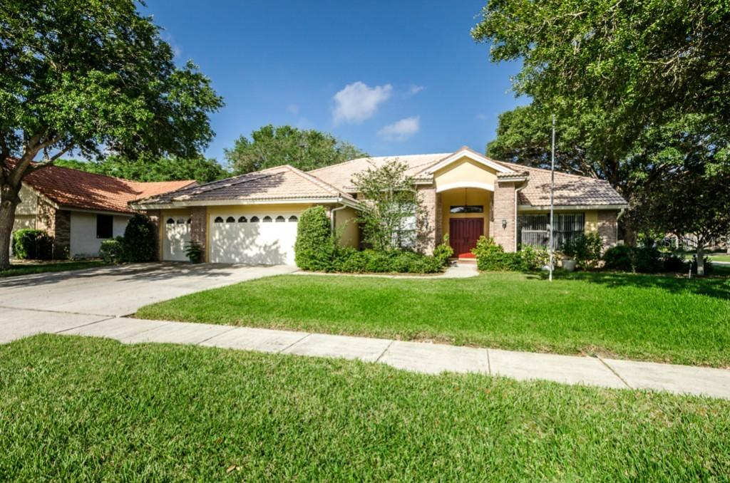 2398 Hillcreek Cir., Clearwater, FL 33759