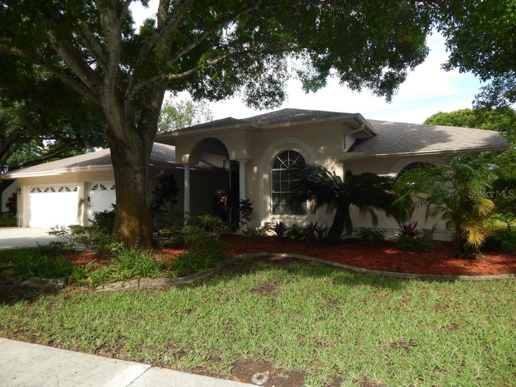 2003 Swan Ln., Palm Harbor, FL 34683