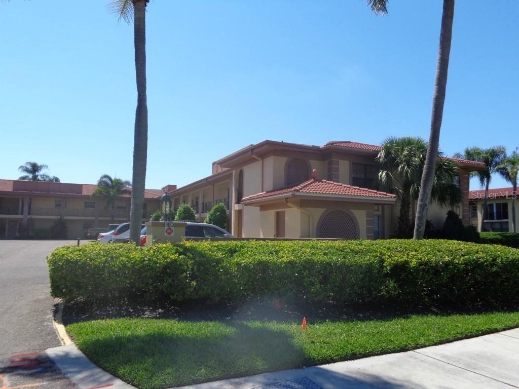 10190 Imperial Point Dr. #18, Largo, FL 33774